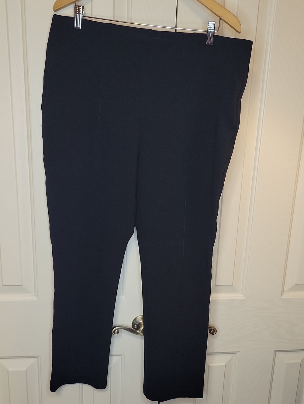 Chico's Black Straight-Leg Pull-On Ponte Pants